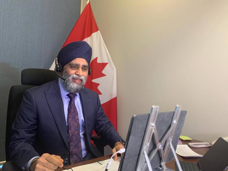 Sostienen conversación telefónica titulares de Semar y Sedena con ministro de Defensa de Canadá