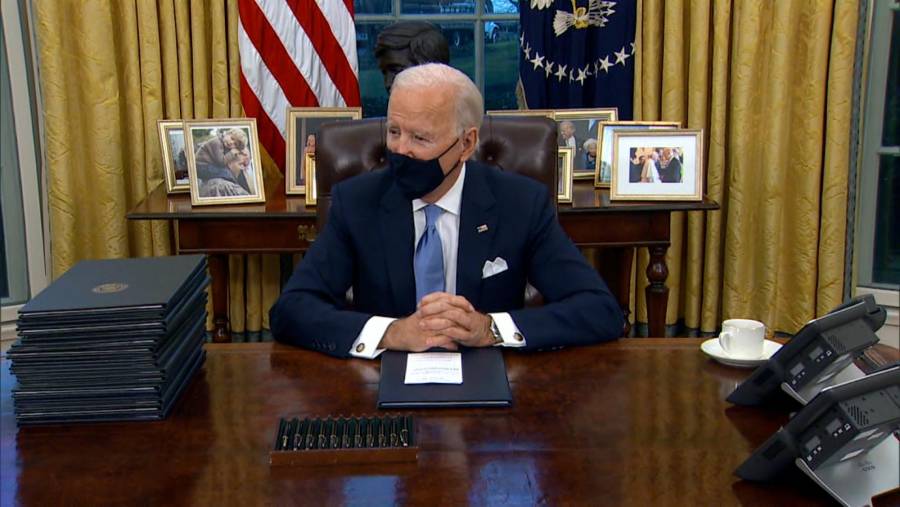 &Oacute;rdenes ejecutivas de Joe Biden en su mayor&iacute;a revierten medidas de Trump