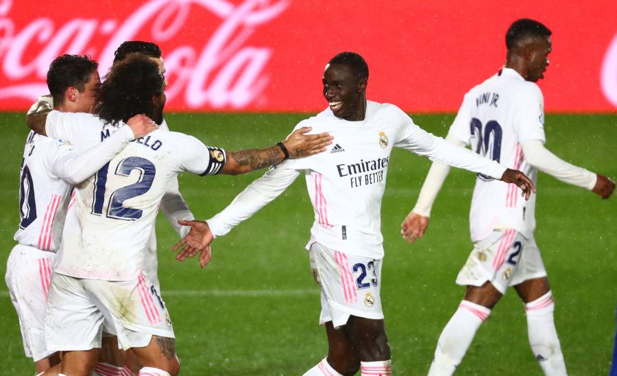 Real Madrid vence al Getafe y sigue vivo en LaLiga