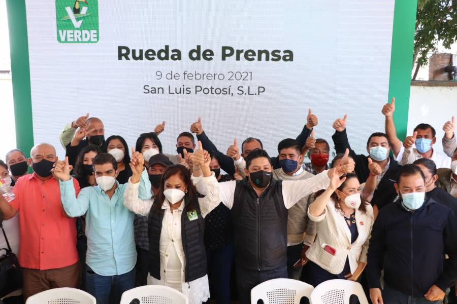 Encabeza Sonia Mendoza desbandada panista
