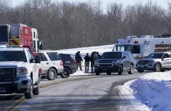 Tiroteo en cl&iacute;nica de salud de Minnesota, deja cinco personas heridas