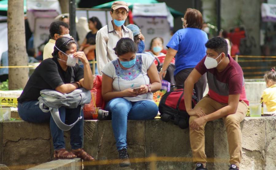 Comunidad en Oaxaca aislada luego de baile patronal; el estado se mantiene en semáforo naranja