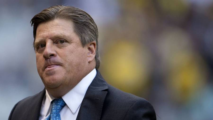 Miguel Herrera se pone al corriente con Hacienda