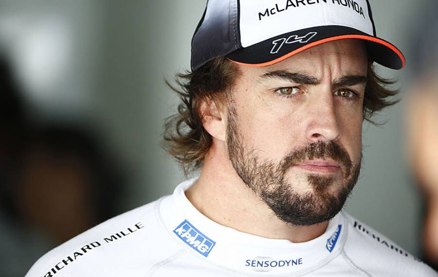 Piloto español Alonso dice que está bien y espera con ganas temporada de F1