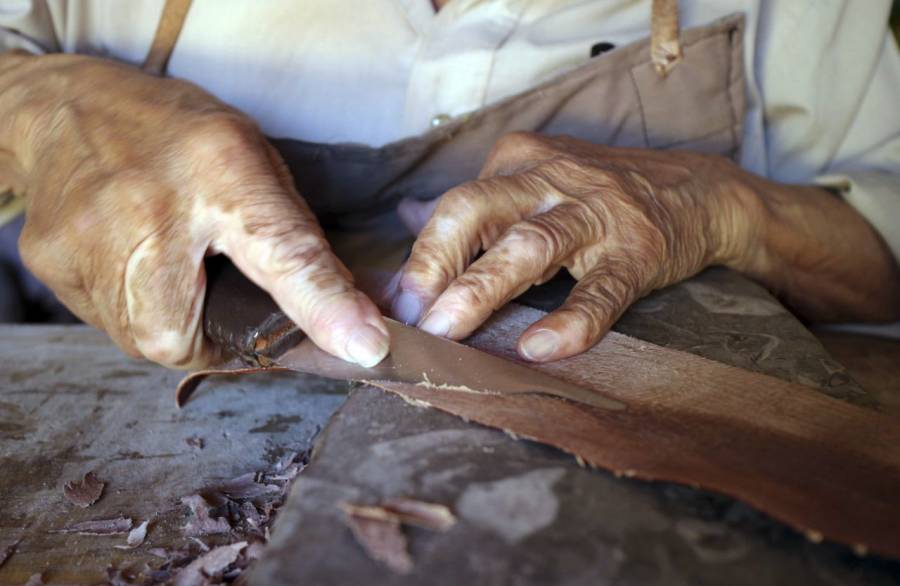 Cae producción de prendas  de vestir  34.6% en 2020: Inegi