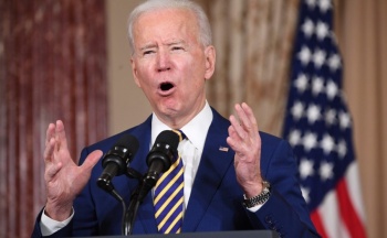 Joe Biden busca procesar a solicitantes de asilo obligados a esperar en M&eacute;xico 