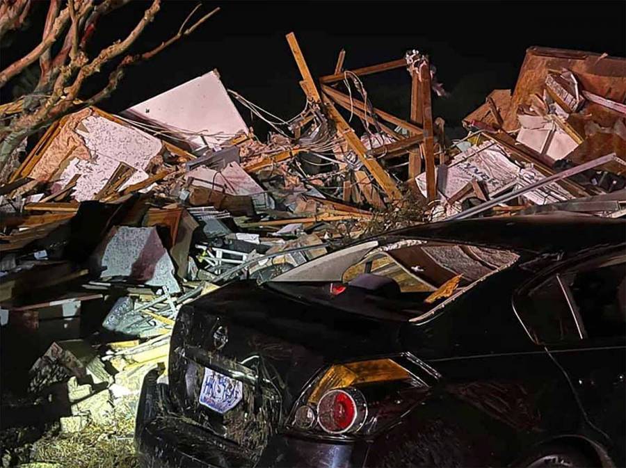 Tornado en Carolina del Norte deja 3 muertos; tormenta genera apagón en Texas y Oregon