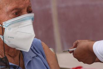 Este lunes fueron aplicadas 23 mil 369 vacunas Covid en adultos mayores