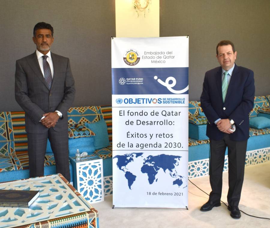 Sostienen encuentro titular de Sedeco y embajador de Qatar en México