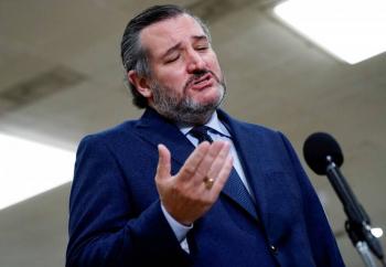 Senador de Texas, Ted Cruz, vacaciona en Cancún, mientras tormenta invernal azota su estado
