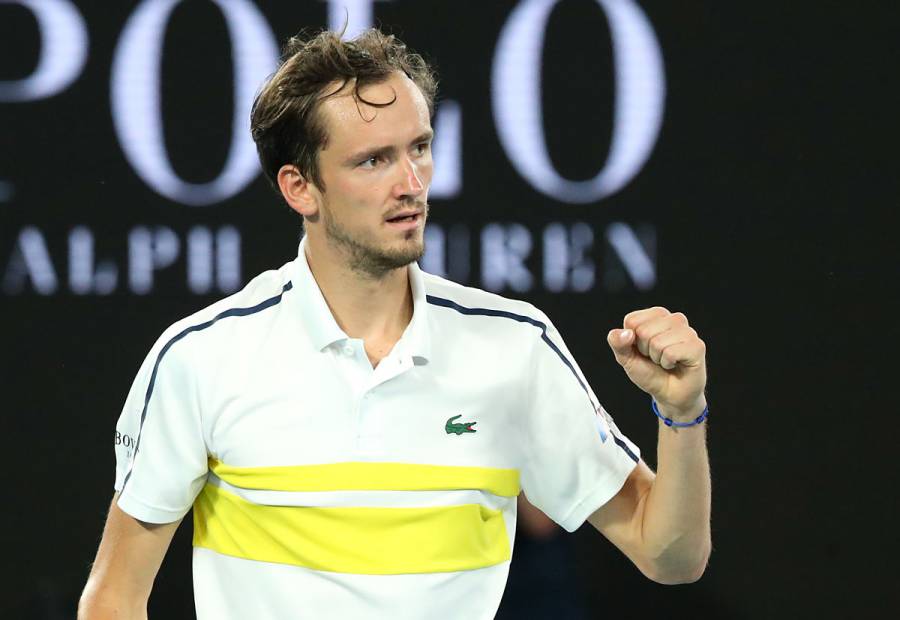 Medvedev avanza a la final del Abierto de Australia; se medirá ante Djokovic