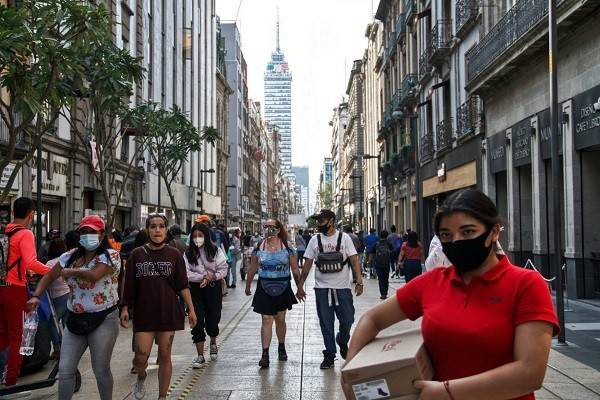 CDMX continuará en semáforo naranja