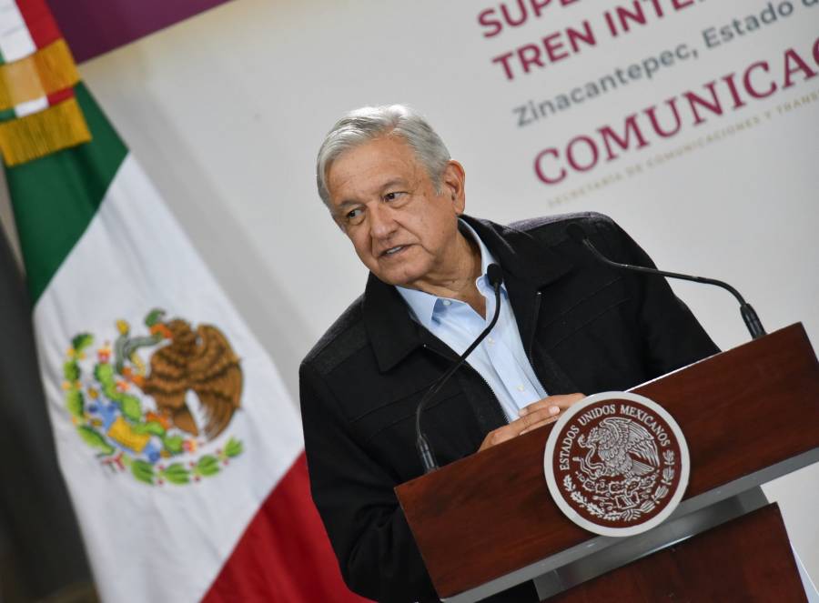 AMLO pide que diputados actúen pensando en el pueblo y no en la IP