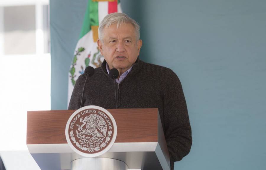 Tecnócratas y neoliberales no regresarán a control de energía, como lo hacen en EEUU: AMLO