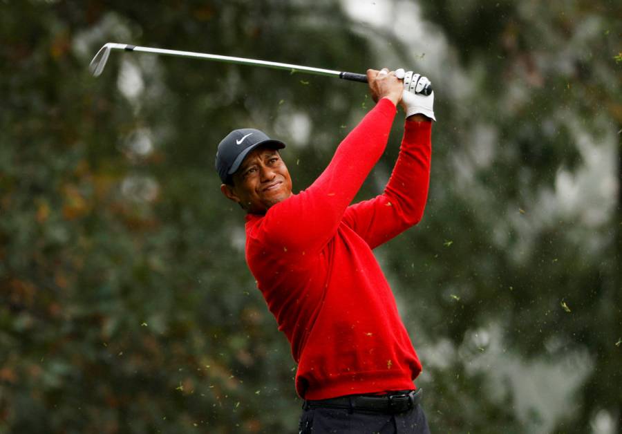 Tiger Woods responde bien tras cirugía; investigan las causas de su accidente