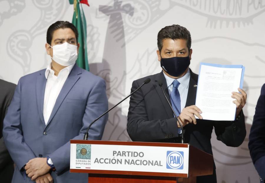 Acusa Cabeza de Vaca persecución desde Palacio Nacional