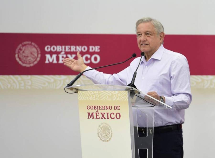 Reitera AMLO llamado a esperar turno para ser vacunado