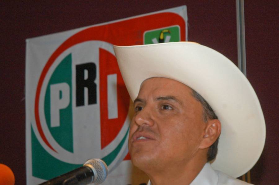 Ordenan captura contra Roberto Sandoval, exgobernador de Nayarit