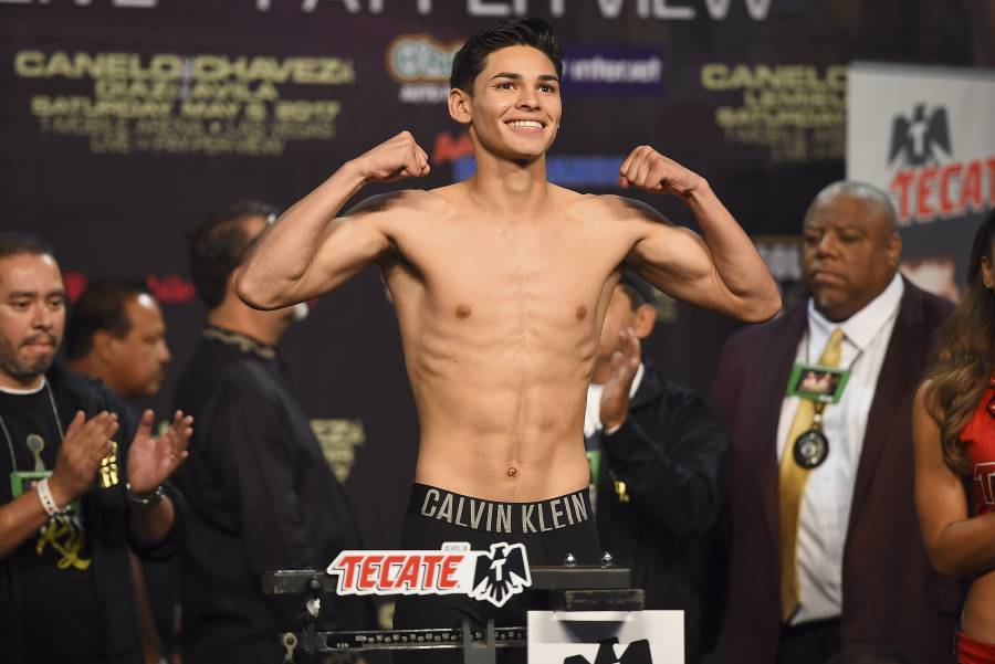 ¿Julio César Chávez Jr. reta al Canelo Álvarez?