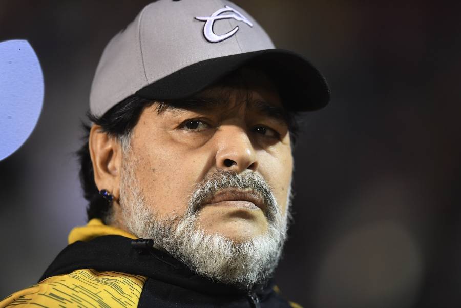 Claudia Villafañe asegura que Maradona estaba secuestrado por su abogado