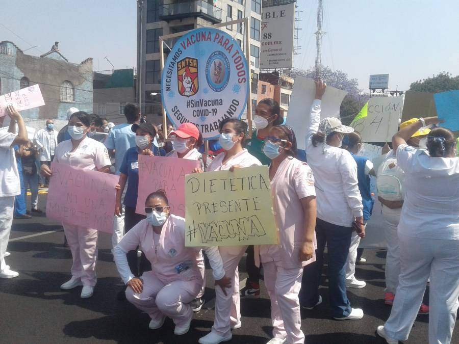 Bloquean para exigir vacunación contra Covid