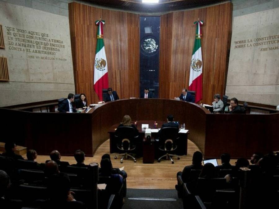 Determina TEPJF que el Presidente no violó la Constitución al hablar a la alianza PRI-PAN-PRD