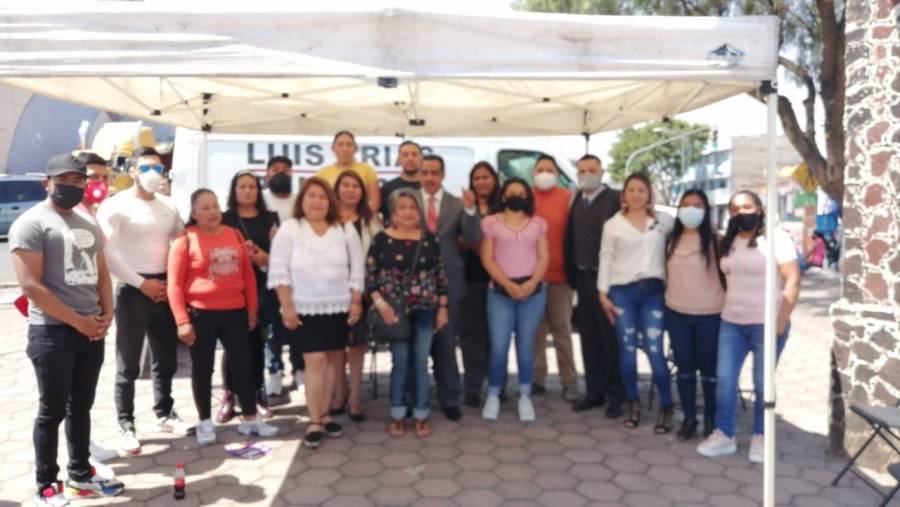 Lideresas de Iztapalapa cambian a Diputada Local de Morena por un Concejal