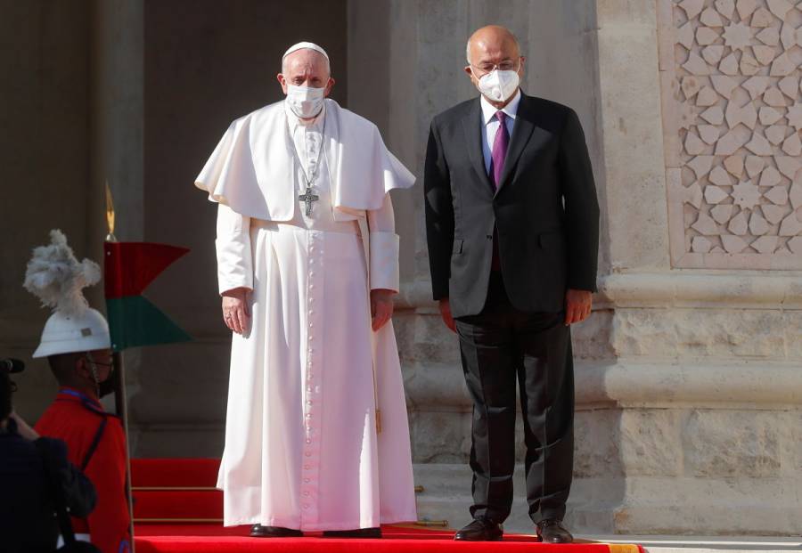 Inicia Papa Francisco histórica visita a Irak