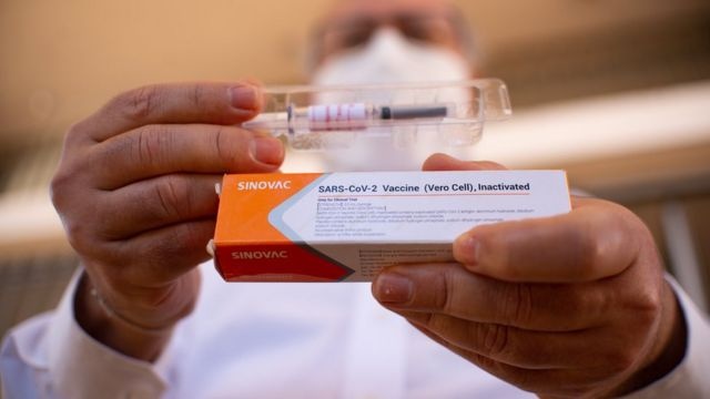 Inicia la distribución de la vacuna de Sinovac