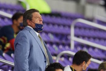 “Piojo” Herrera se disculpa con Giovani dos Santos tras sus declaraciones