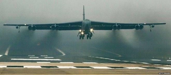 Env&iacute;a EE. UU. bombarderos a Ir&aacute;n como advertencia
