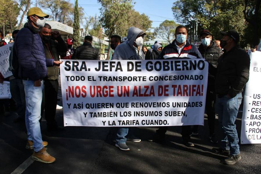 Semovi reitera apertura al diálogo con transportistas tras bloqueos en CDMX
