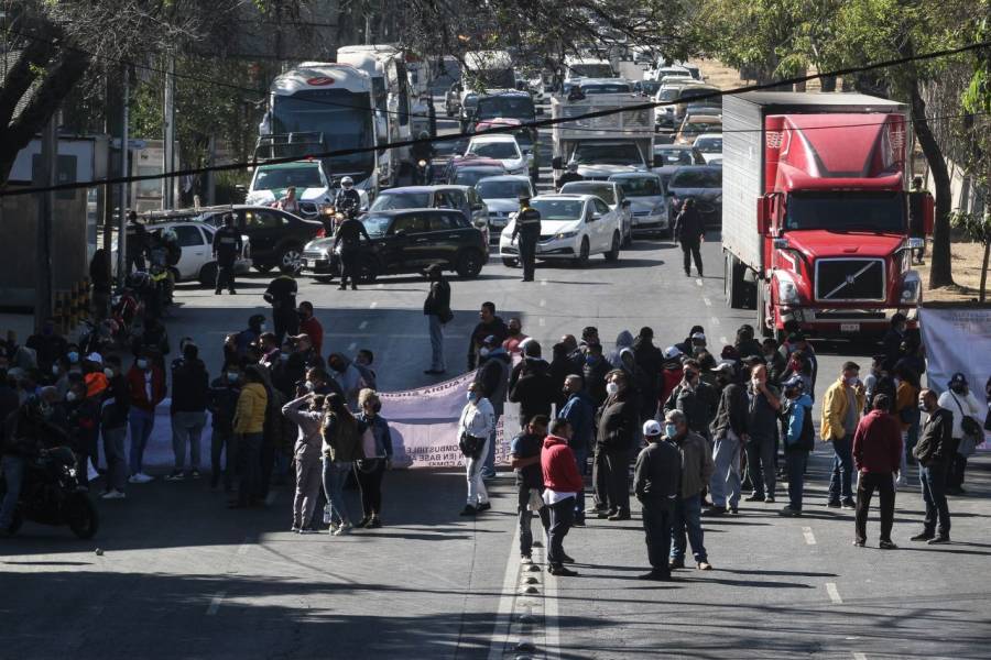Tras bloqueos, transportistas liberan vialidades en la CDMX