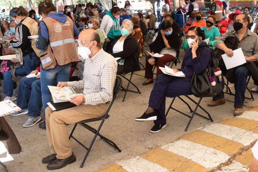 México, décimo en la carrera  por la inoculación en América