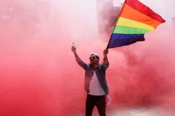 Polonia prohibir&aacute; que los gays adopten