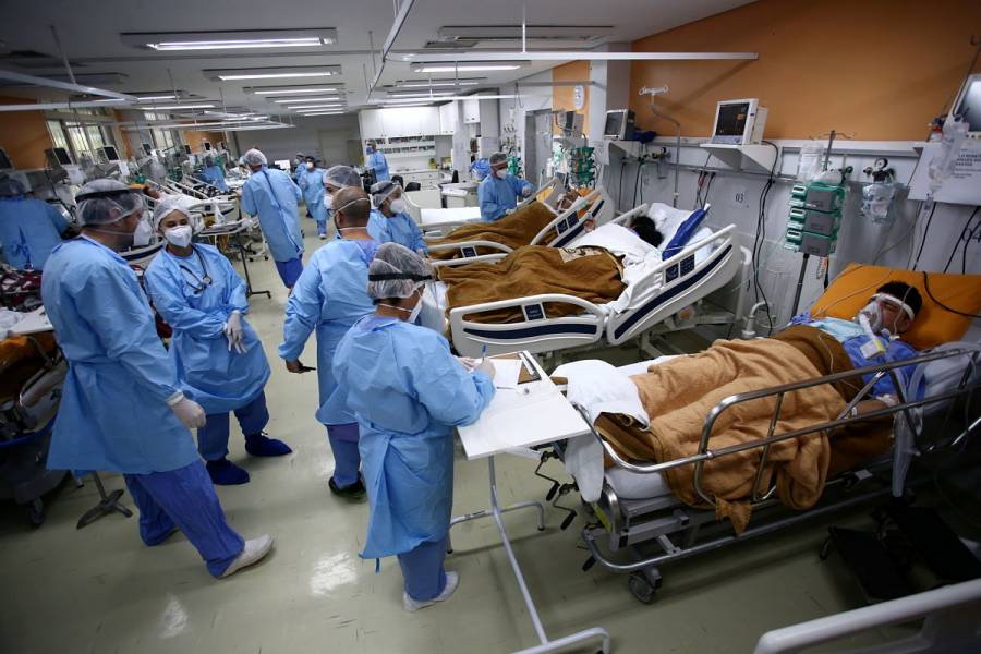 Brasil supera a India y es el segundo país con más casos de COVID-19