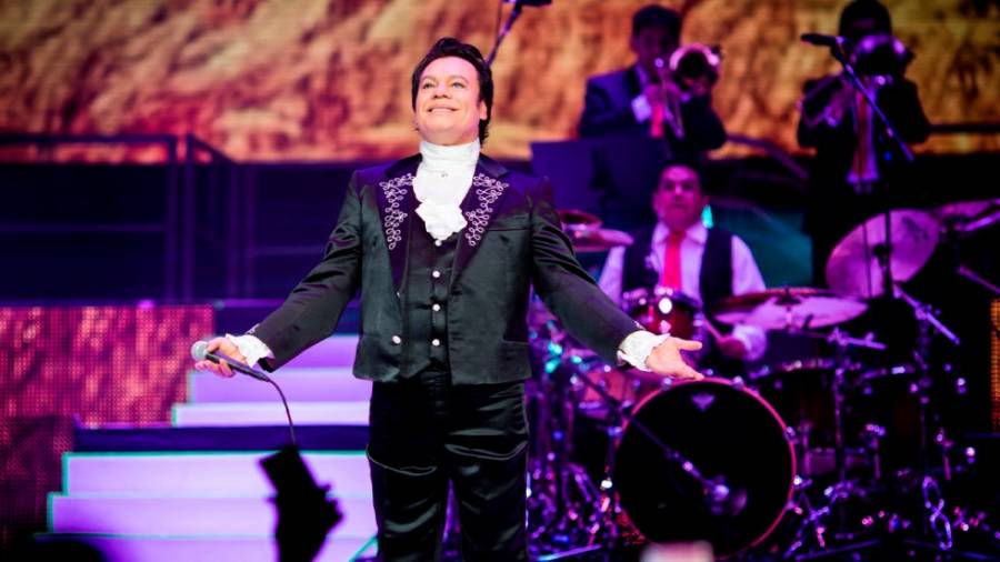 Saquean una de las casas de Juan Gabriel en Coahuila