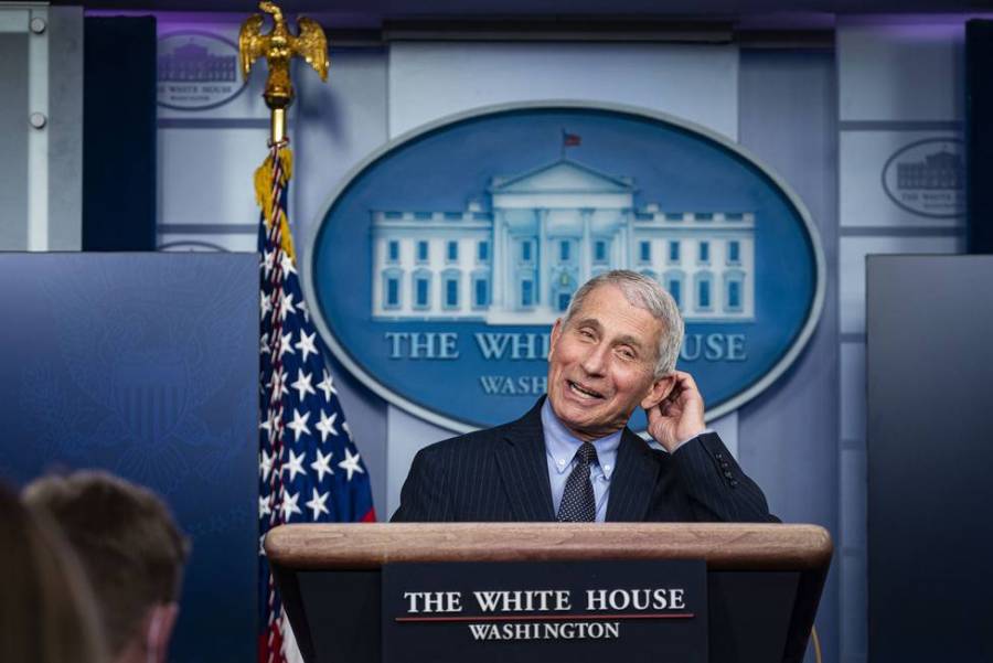 Fauci: Trump debería pedir a sus seguidores que se vacunen contra Covid19