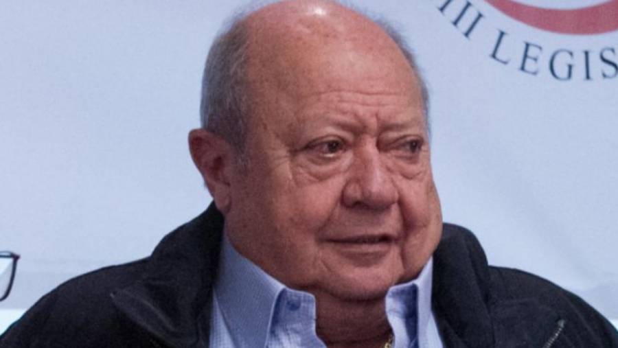 “Romero Deschamps ya no es trabajador activo de Pemex”: AMLO