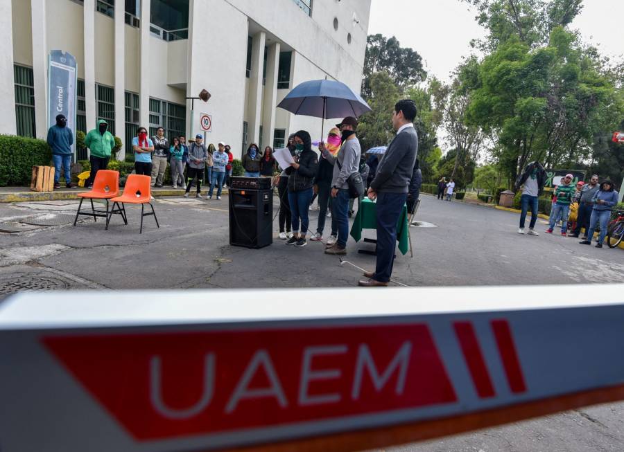 Alejandro Vera, ex Rector de la UAEM es declarado prófugo