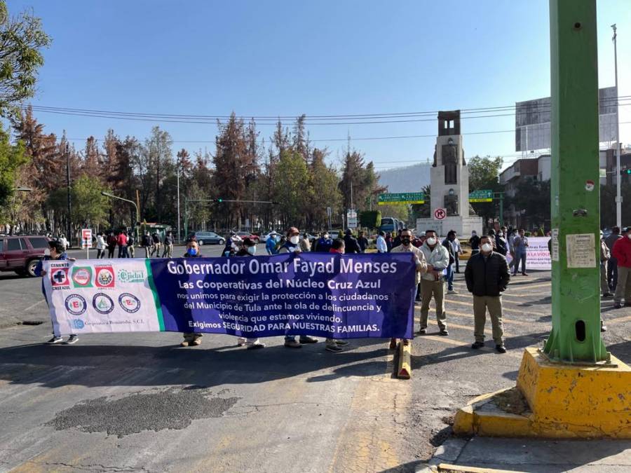 En Hidalgo, cooperativistas demandan seguridad a Omar Fayad, gobernador de la entidad
