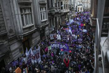 Turqu&iacute;a renuncia a tratado europeo para proteger derechos de las mujeres