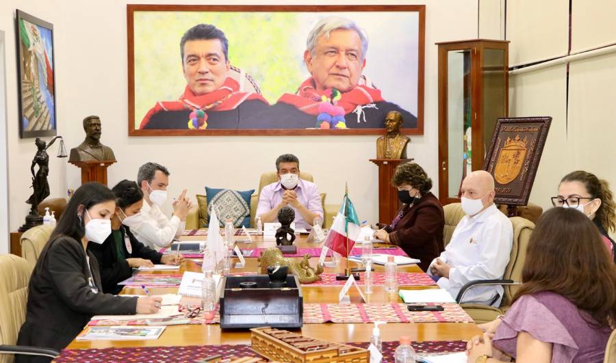 Gobernador de Chiapas se reúne con miembros del Comité Internacional de la Cruz Roja
