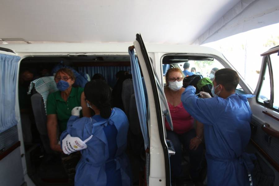 Salud: 716 mil 768 personas han recibido ya las dos vacunas