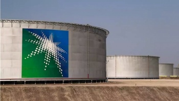 La petrolera Aramco reducir&aacute; gasto tras la ca&iacute;da de las ganancias