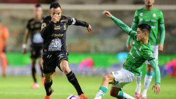 El Leon gan&oacute; ante el Santos 2-1