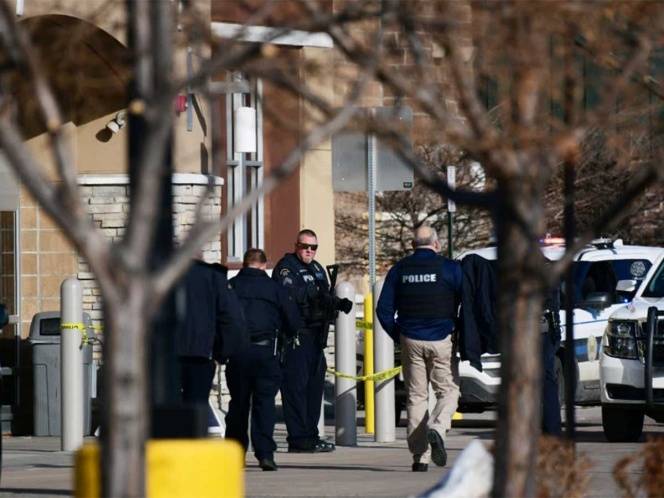 Reportan tiroteo en supermercado en Colorado, Estados Unido