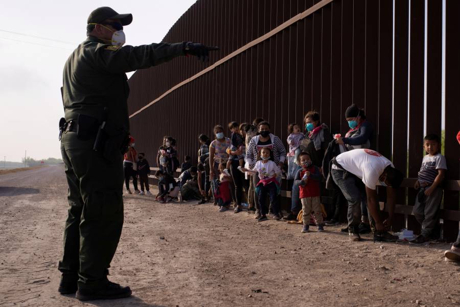 En pandemia, EU expulsó a más de 600 mil migrantes