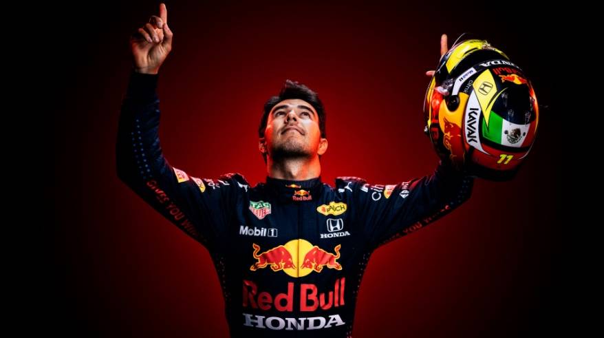 “Checo” Pérez impaciente por su primera carrera con Red Bull