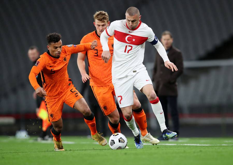 Holanda cae ante Turquía en inicio de eliminatorias europeas rumbo a Qatar 2022